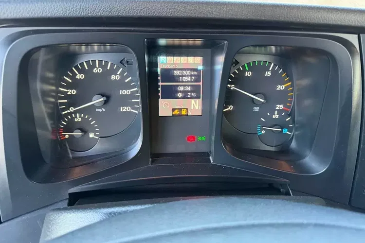 Mercedes AROCS 3345/6x6/ Wywrotka Miller Bordmatic zdjęcie 21