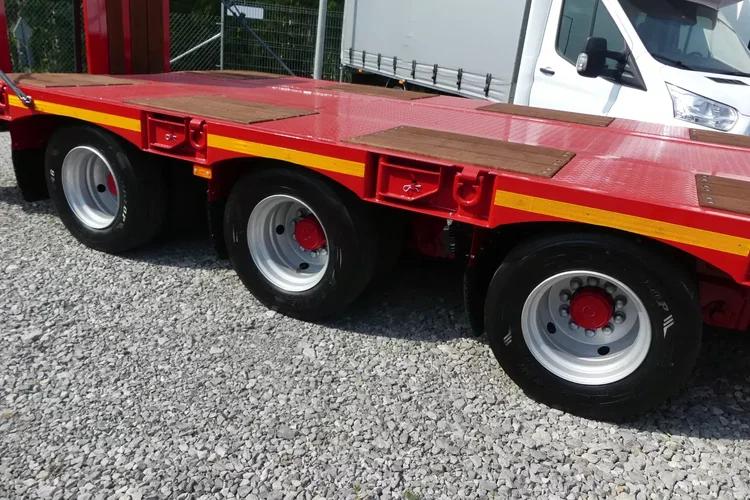 JANMIL NISKOPODWOZIOWA / FABRYCZNIE NOWA / BOGATE WYPOSAŻENIE / zdjęcie 11