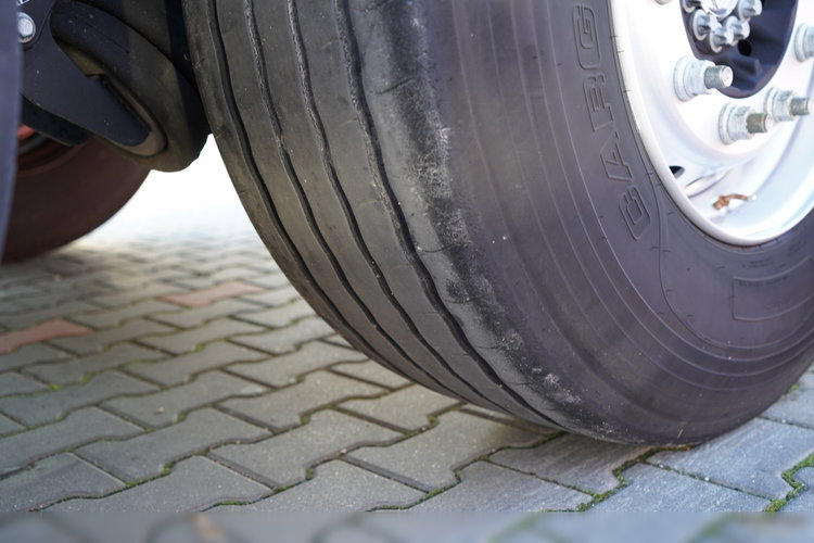 Krone FIRANKA / KOSZ NA PALETY / 2 OSIE PODNOSZONE / 2024 ROK / MAŁO UŻYWANA zdjęcie 23