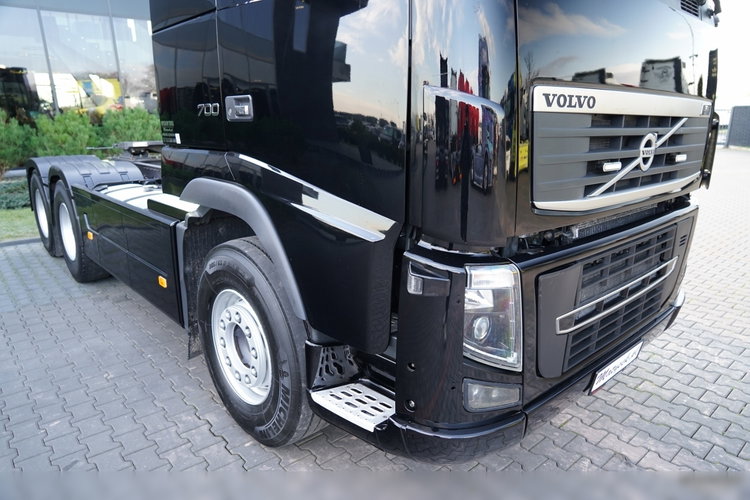 Volvo FH16 / 700 / 6x4 / HYDRAULIKA / RETARDER / 3 OSIOWY CIĄGNIK SIODŁOWY / DMC 120 T  zdjęcie 10