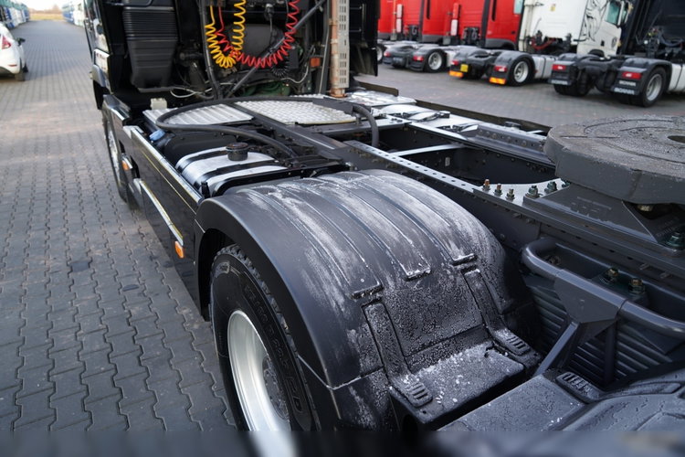 Volvo FH16 / 700 / 6x4 / HYDRAULIKA / RETARDER / 3 OSIOWY CIĄGNIK SIODŁOWY / DMC 120 T  zdjęcie 14