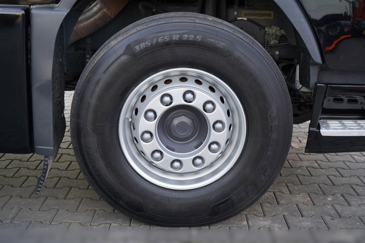 Volvo FH16 / 700 / 6x4 / HYDRAULIKA / RETARDER / 3 OSIOWY CIĄGNIK SIODŁOWY / DMC 120 T  zdjęcie 21