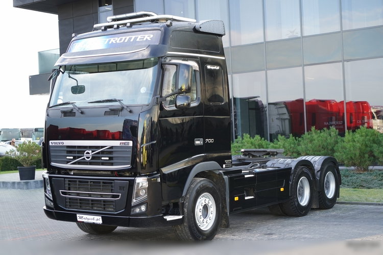 Volvo FH16 / 700 / 6x4 / HYDRAULIKA / RETARDER / 3 OSIOWY CIĄGNIK SIODŁOWY / DMC 120 T  zdjęcie 5