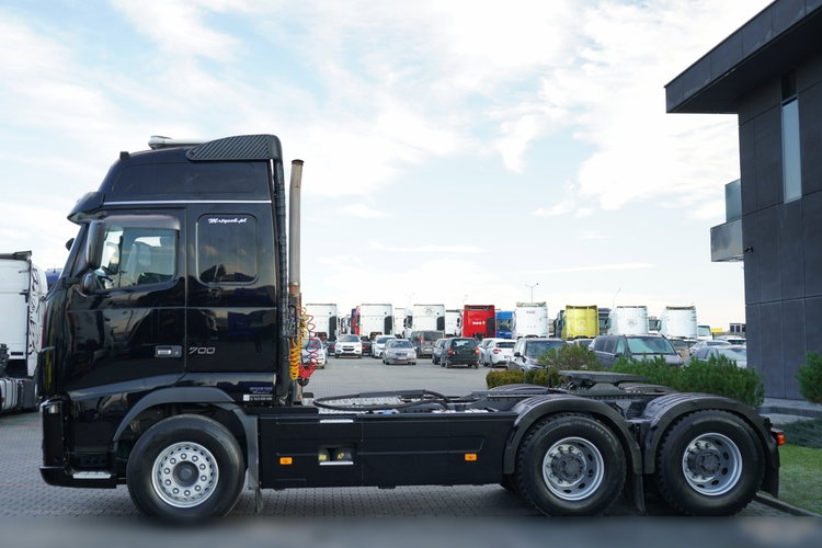 Volvo FH16 / 700 / 6x4 / HYDRAULIKA / RETARDER / 3 OSIOWY CIĄGNIK SIODŁOWY / DMC 120 T  zdjęcie 6