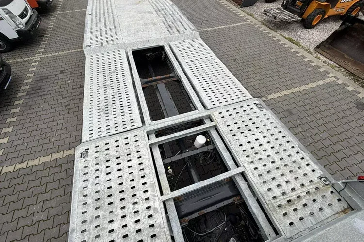 Iveco EUROCARGO 120E25 E6 Laweta Zagłebiana Platforma Pomoc Drogowa zdjęcie 10