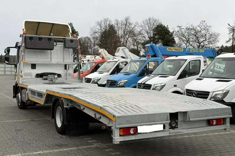 Iveco EUROCARGO 120E25 E6 Laweta Zagłebiana Platforma Pomoc Drogowa zdjęcie 12