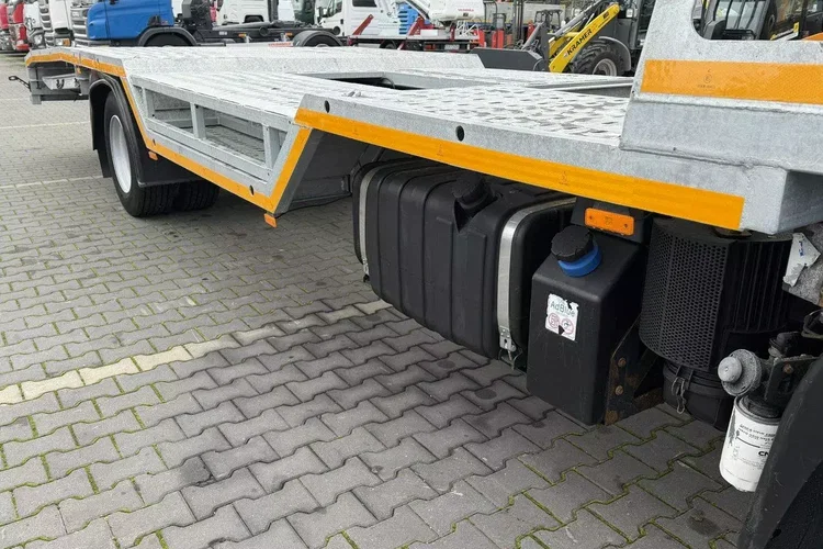 Iveco EUROCARGO 120E25 E6 Laweta Zagłebiana Platforma Pomoc Drogowa zdjęcie 15