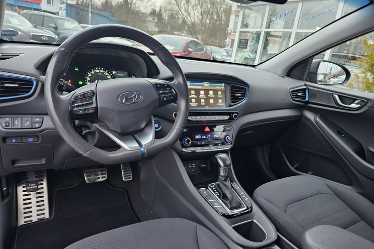 Hyundai IONIQ Hybryda, martwe pole, automatyczne parkowanie , grzane fotele i kierown zdjęcie 19