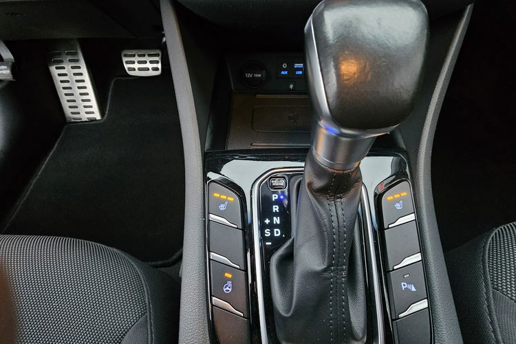Hyundai IONIQ Hybryda, martwe pole, automatyczne parkowanie , grzane fotele i kierown zdjęcie 23