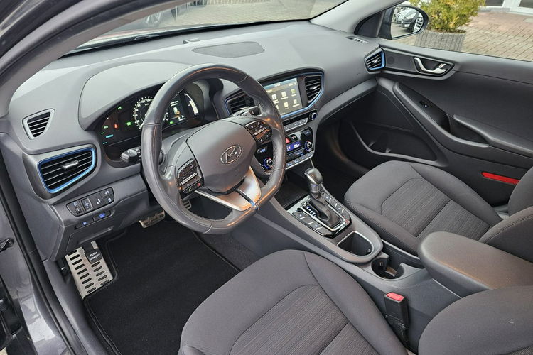 Hyundai IONIQ Hybryda, martwe pole, automatyczne parkowanie , grzane fotele i kierown zdjęcie 29