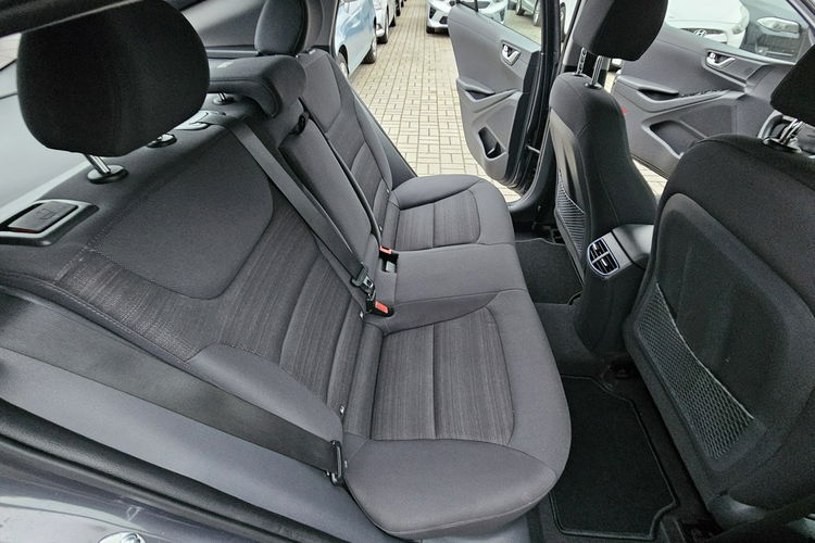 Hyundai IONIQ Hybryda, martwe pole, automatyczne parkowanie , grzane fotele i kierown zdjęcie 34