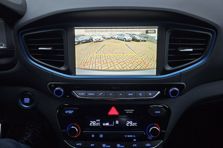 Hyundai IONIQ Hybryda, martwe pole, automatyczne parkowanie , grzane fotele i kierown zdjęcie 37