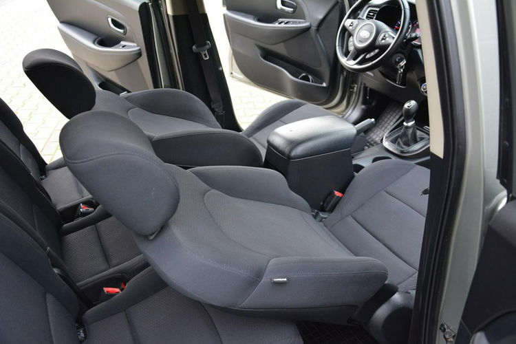 Kia Carens Lift 7-Foteli Klimatronic Ledy Duża Navi Kamera Alu 17 zdjęcie 20