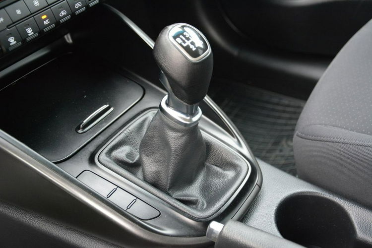 Kia Carens Lift 7-Foteli Klimatronic Ledy Duża Navi Kamera Alu 17 zdjęcie 29