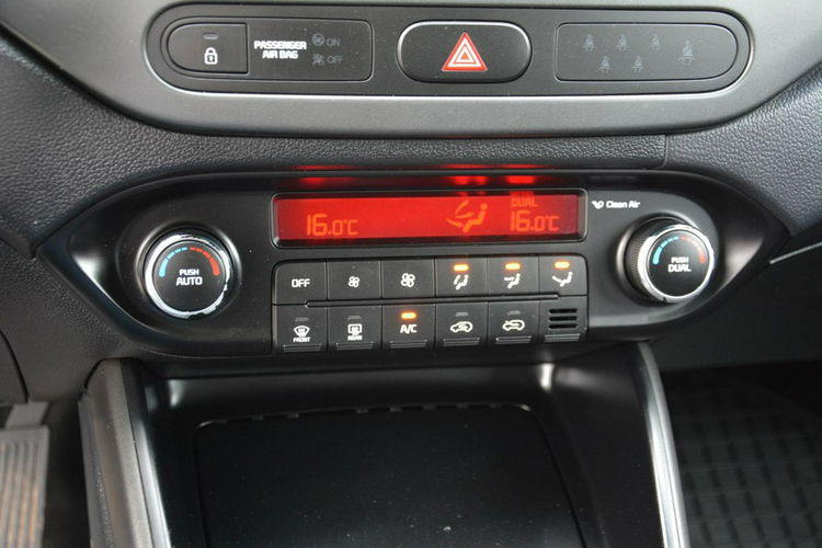 Kia Carens Lift 7-Foteli Klimatronic Ledy Duża Navi Kamera Alu 17 zdjęcie 30
