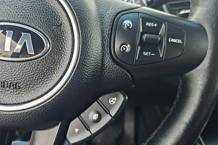 Kia Carens Grzane fotele i kierownica, kamera, 7 osobowy zdjęcie 29