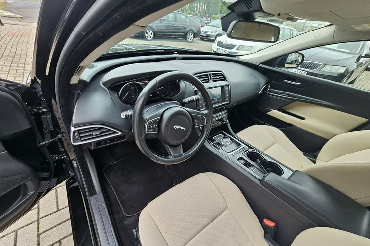 Jaguar XE model 2016, polski salon, serwis, nowy rozrząd, zdjęcie 21