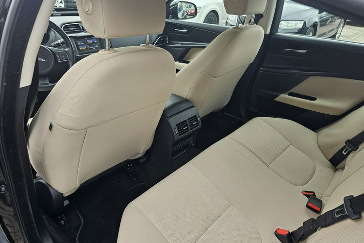 Jaguar XE model 2016, polski salon, serwis, nowy rozrząd, zdjęcie 29