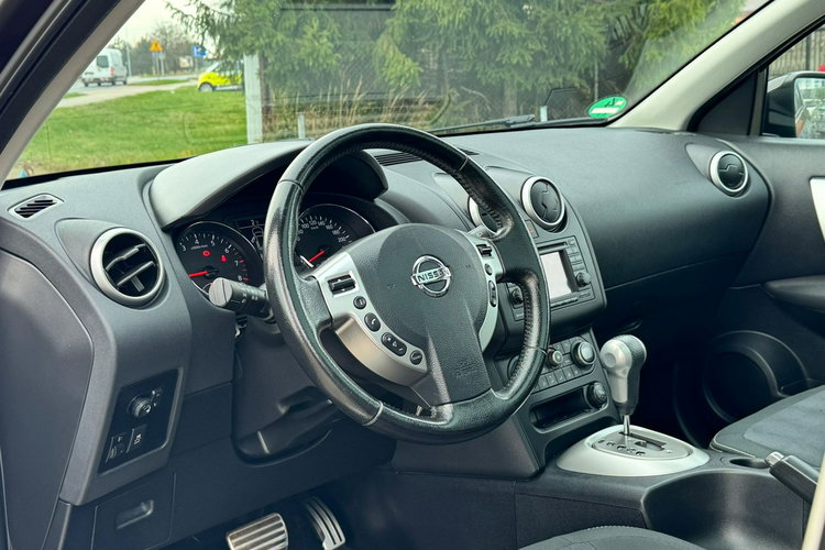 Nissan Qashqai Benzyna Automat Panorama zdjęcie 19
