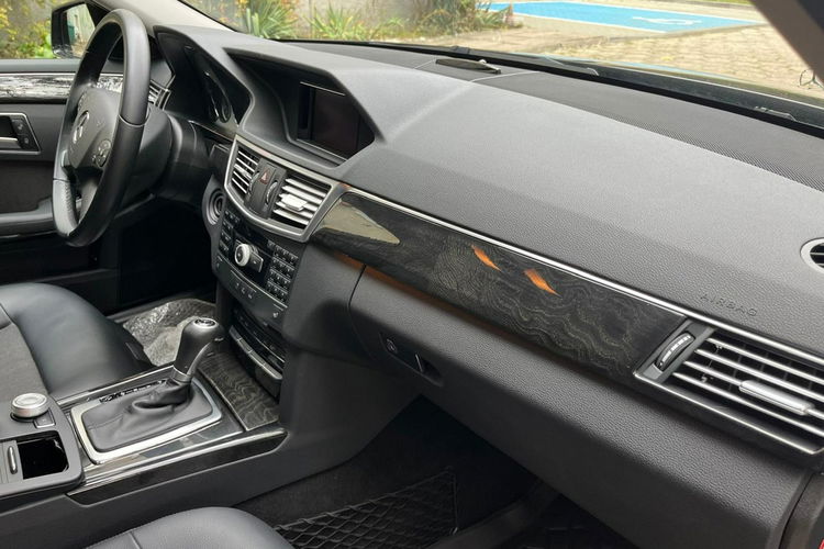 E 200 Mercedes-Benz E 212 Avantgarde zdjęcie 30