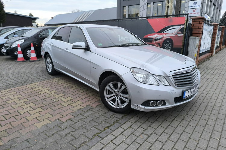 Mercedes E 220 2.2 CDi 170KM Elegance Automat Klimatronic zdjęcie 2