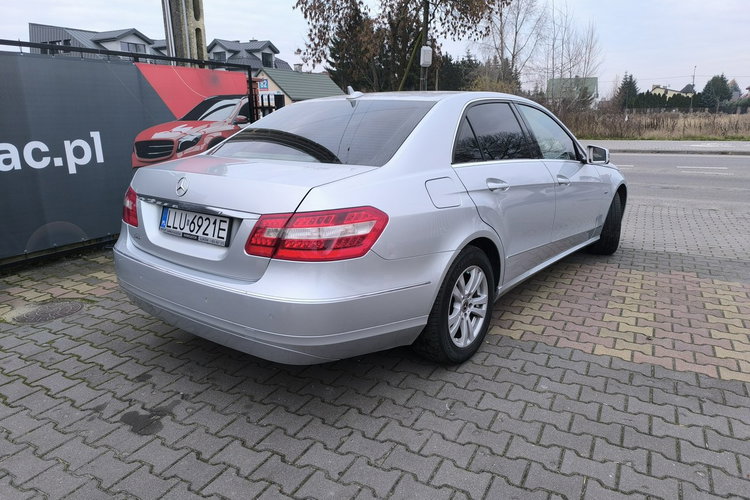 Mercedes E 220 2.2 CDi 170KM Elegance Automat Klimatronic zdjęcie 5