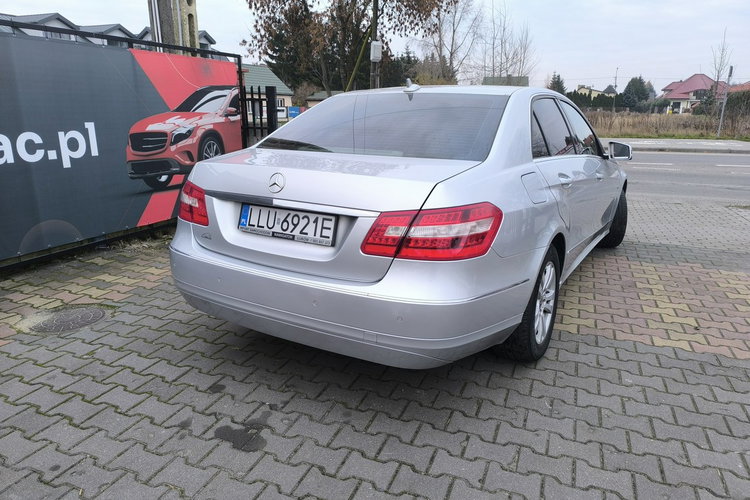 Mercedes E 220 2.2 CDi 170KM Elegance Automat Klimatronic zdjęcie 6