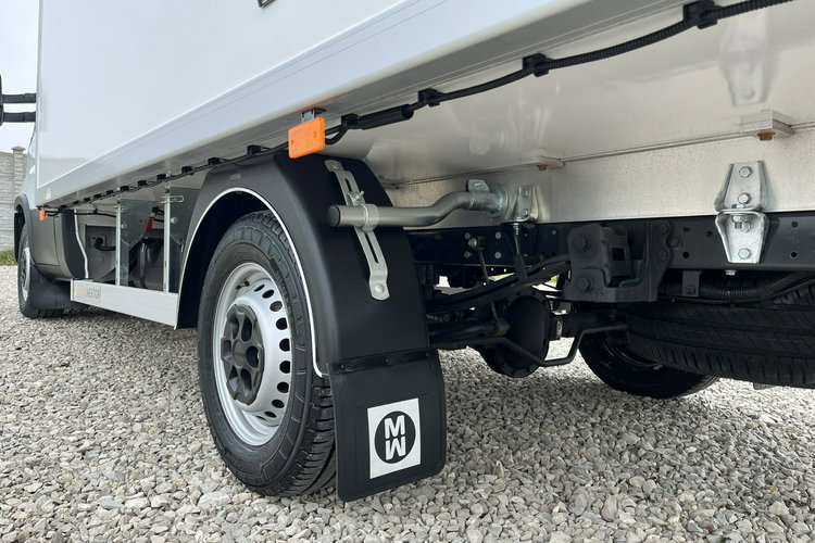 Iveco Daily 35S16 Mroźnia_-29*C/+29*C_Chłodnia + Śieć_400V + Drukarka_Temperatury zdjęcie 35