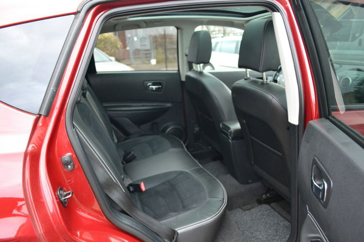 Nissan Qashqai Climatronic dwustrefowy Alufelgi Serwis Kamera 360.Automat zdjęcie 13