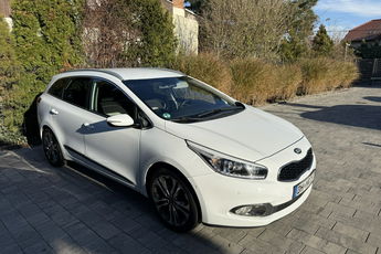 Kia Cee'd Zadbana bezwypadkowa - przepiękny perłowy kolor