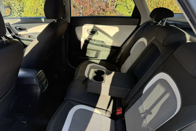 Kia Cee'd Zadbana bezwypadkowa - przepiękny perłowy kolor zdjęcie 29