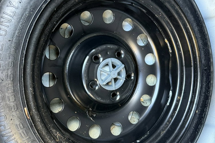 Kia Cee'd Zadbana bezwypadkowa - przepiękny perłowy kolor zdjęcie 9