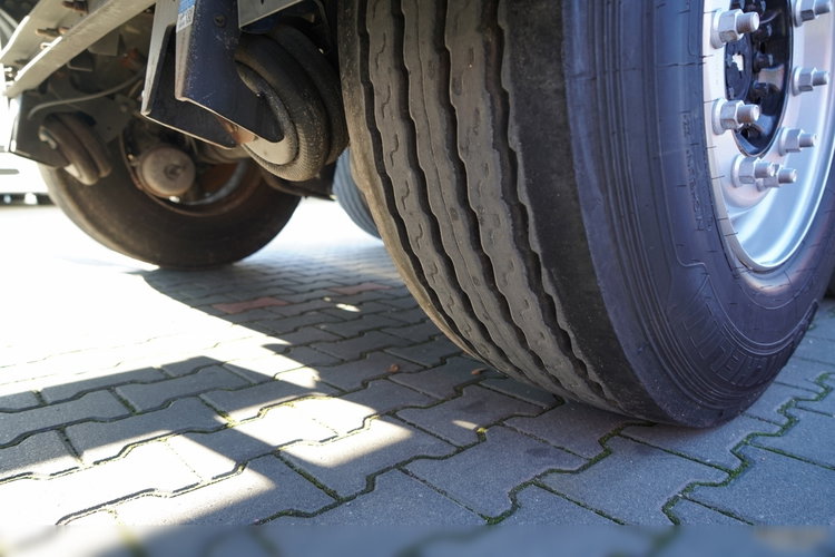 Schmitz  / KONTENER / 2x oś PODNOSZONA  / 2021 ROK zdjęcie 24