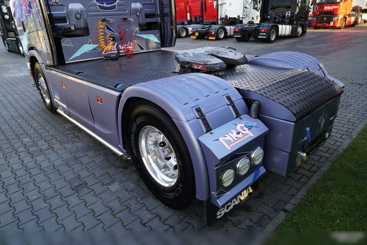 Scania S 580 / V8 / ORGINALNA EDYCJA LIMITED / NR 010 / RETARDER / KLIMA POSTOJOWA / CAŁA NA PODUSZKACH / SKÓRY / EKSPRES / zdjęcie 14