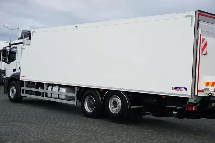 Mercedes ANTOS / 2535 / EURO 6 / CHŁODNIA + WINDA / 23 PALETY / OŚ SKRĘTNA zdjęcie 34