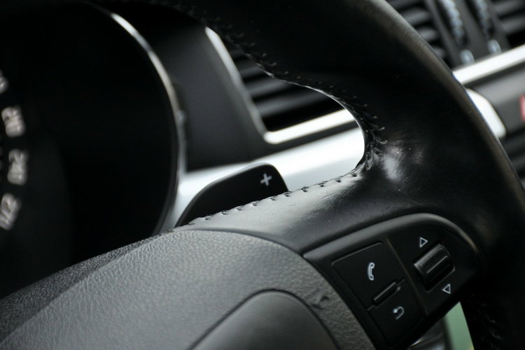 Skoda Superb 2.0TDI(140KM) Bi-Xenon Navi DSG Skóry El.Fotele Chrom F1 Alu17"ASO zdjęcie 37