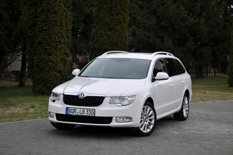 Skoda Superb 2.0TDI(140KM) Bi-Xenon Navi DSG Skóry El.Fotele Chrom F1 Alu17"ASO zdjęcie 9