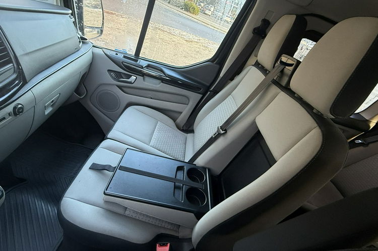 Ford Tourneo Custom 2.0tdci long automat 9.os ledy bi xenon Webasto asystenci 1.r. Gwaran zdjęcie 12