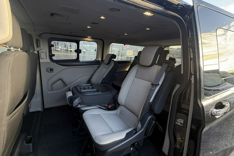 Ford Tourneo Custom 2.0tdci long automat 9.os ledy bi xenon Webasto asystenci 1.r. Gwaran zdjęcie 16