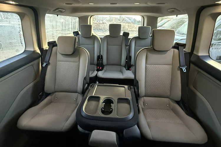 Ford Tourneo Custom 2.0tdci long automat 9.os ledy bi xenon Webasto asystenci 1.r. Gwaran zdjęcie 17