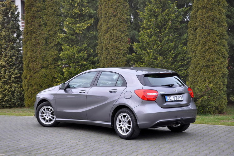 Mercedes A 180 1.6i(122KM) Radar Klimatyzacja 2xParktronik El.Szyby I Wł Alu16"ASO zdjęcie 13