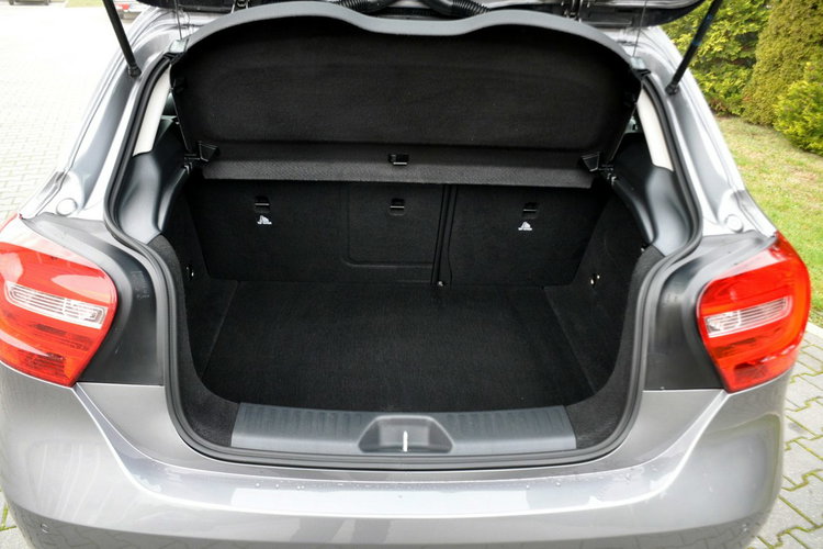 Mercedes A 180 1.6i(122KM) Radar Klimatyzacja 2xParktronik El.Szyby I Wł Alu16"ASO zdjęcie 37