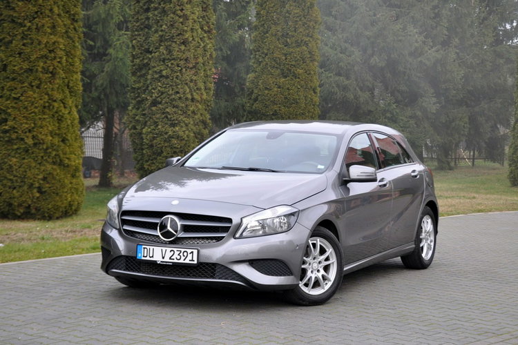 Mercedes A 180 1.6i(122KM) Radar Klimatyzacja 2xParktronik El.Szyby I Wł Alu16"ASO zdjęcie 9