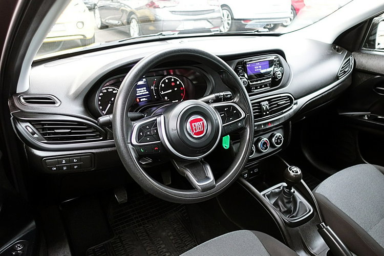 Fiat Tipo 1.4 16V Sedan 3Lata Gwarancja I-wł Krajowy BEZWYPAD F23% 4x2 zdjęcie 14