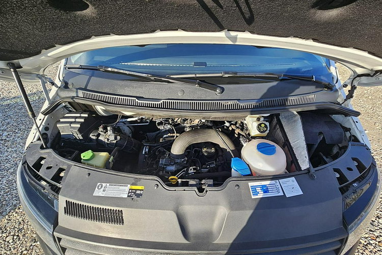 Volkswagen Transporter T6 brygadówka 6 osób L2 zdjęcie 12