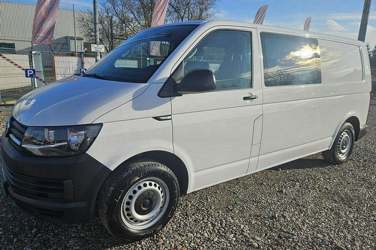 Volkswagen Transporter T6 brygadówka 6 osób L2 zdjęcie 3