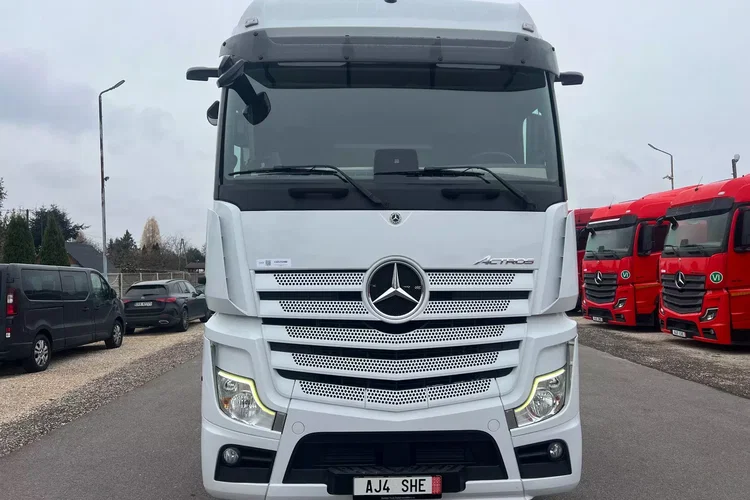 Mercedes ACTROS MP5 zdjęcie 2