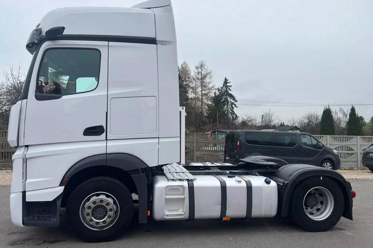 Mercedes ACTROS MP5 zdjęcie 6