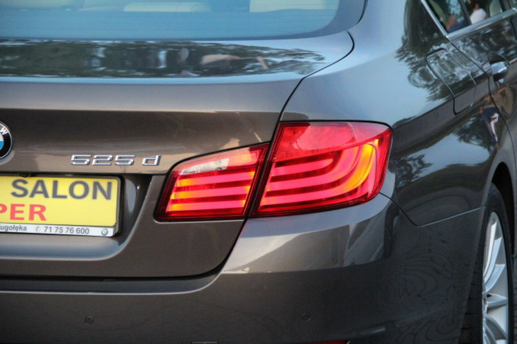 BMW 525 krajowy.1właściciel, fa VAT, serwis, model 2013 zdjęcie 15