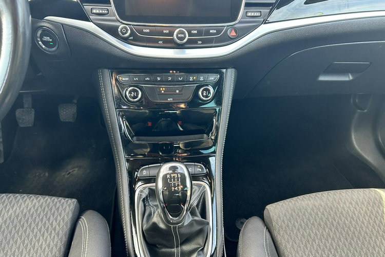 Opel Astra zdjęcie 14